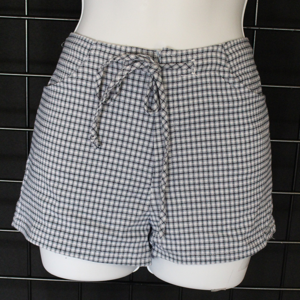 Juniors/Misses 6 Jenna Lane Shorts
